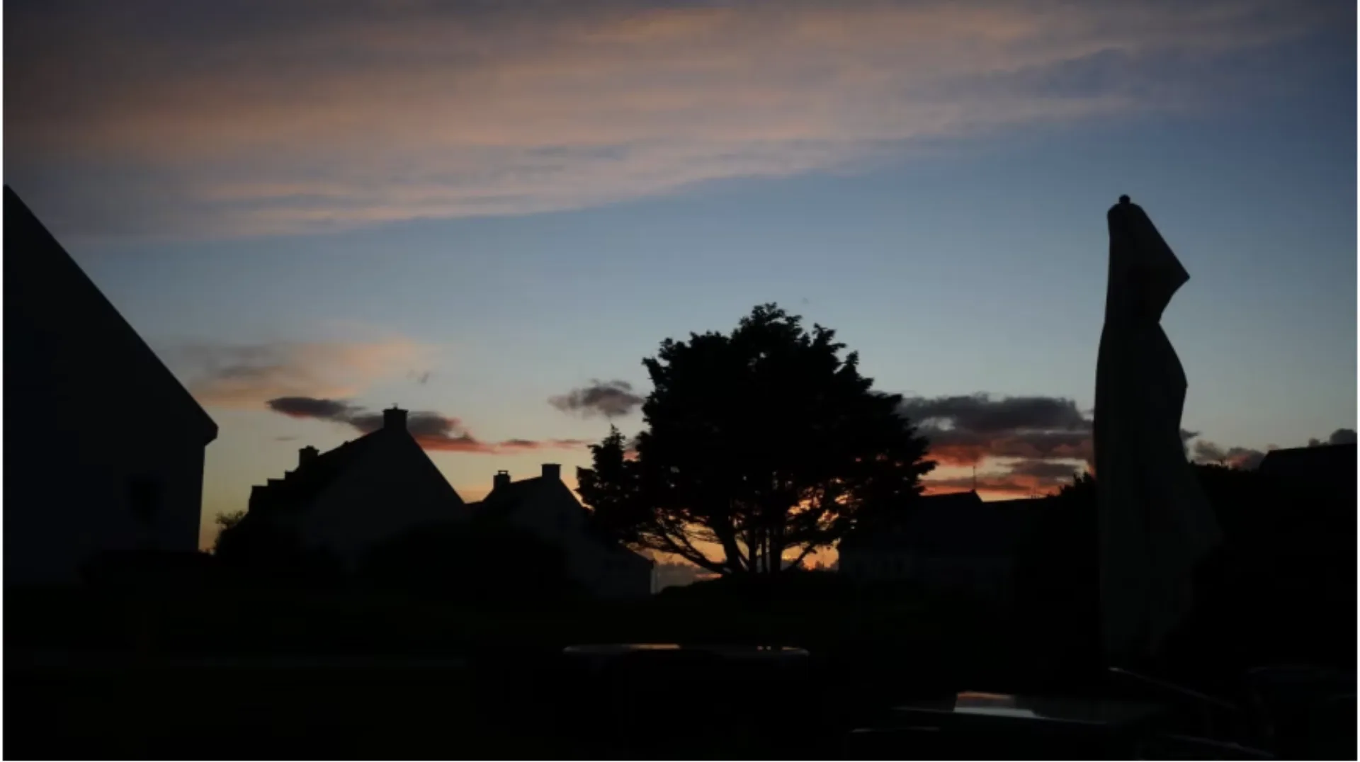 Coucher de soleil, silhouette